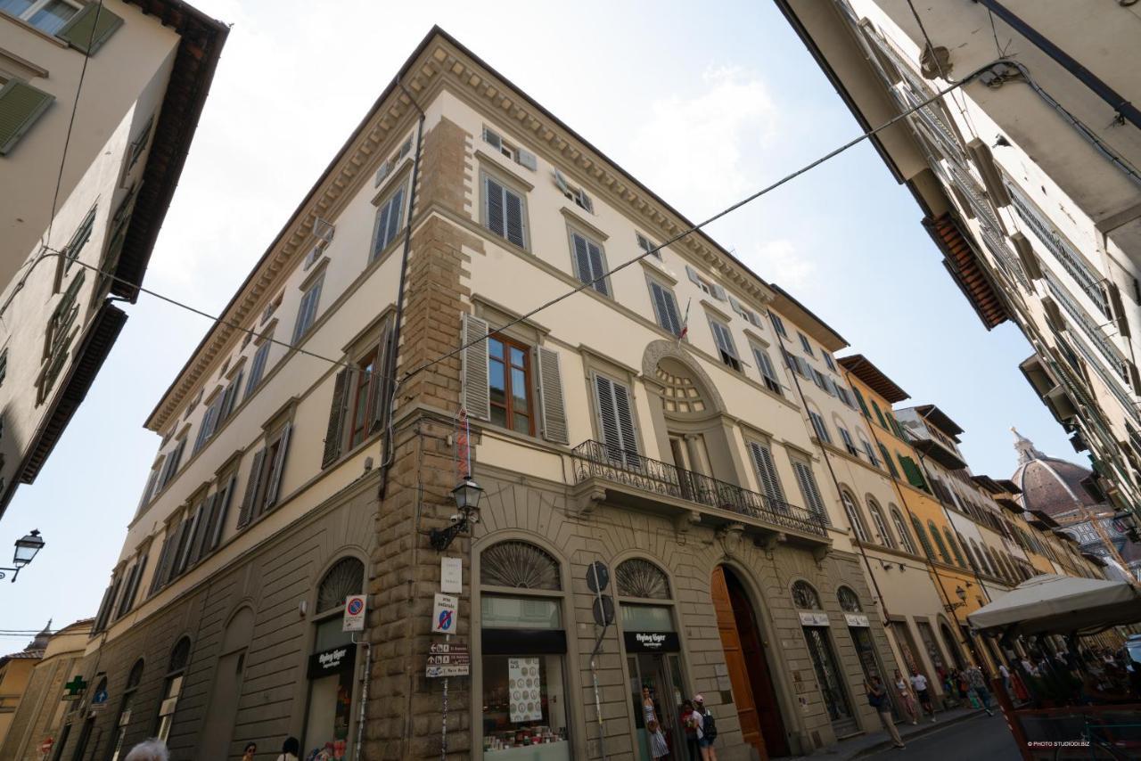 First Of Firenze Eksteriør billede